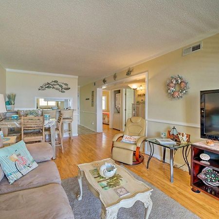 Breezy Beach Retreat With 180-Degree Ocean Views! Apartment Carolina Beach Exterior photo