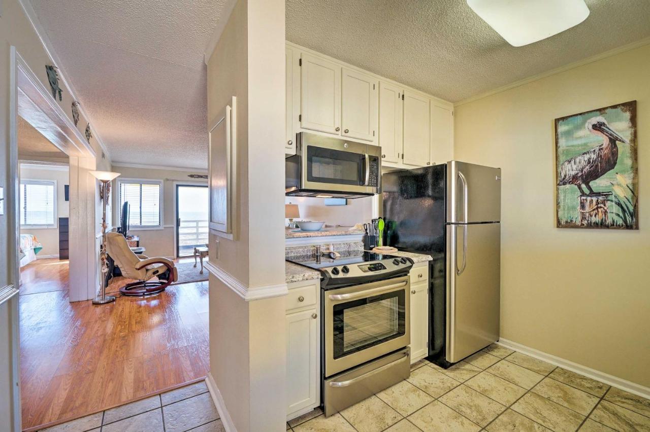 Breezy Beach Retreat With 180-Degree Ocean Views! Apartment Carolina Beach Exterior photo