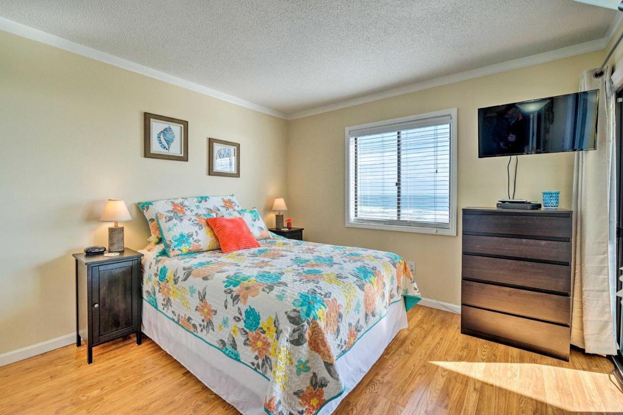 Breezy Beach Retreat With 180-Degree Ocean Views! Apartment Carolina Beach Exterior photo